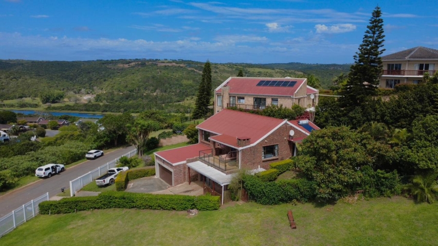 4 Bedroom Property for Sale in Cintsa East Eastern Cape